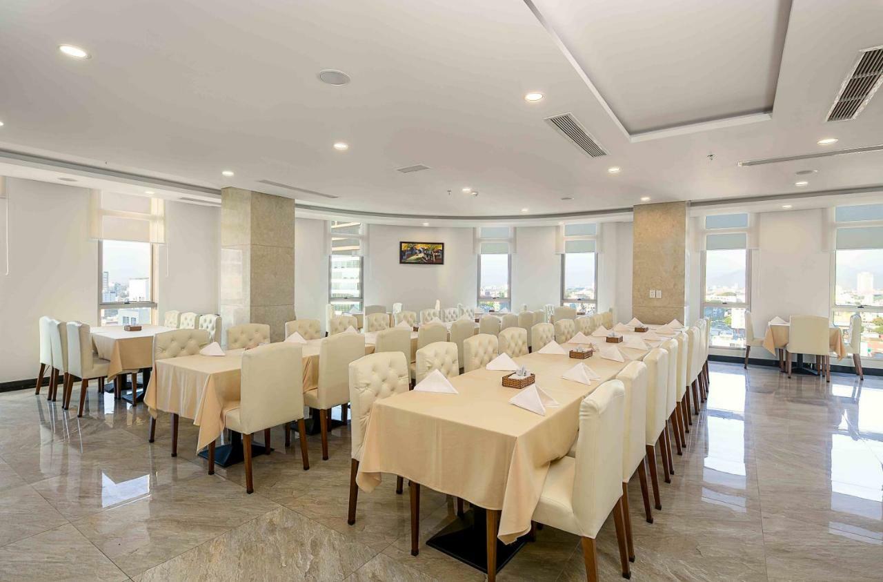 Tamarind Danang Beach Hotel Exterior foto